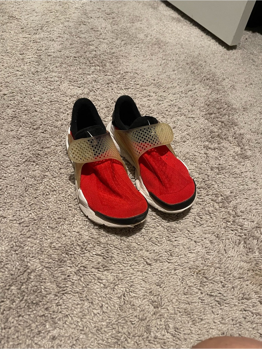 Nike sock dart red